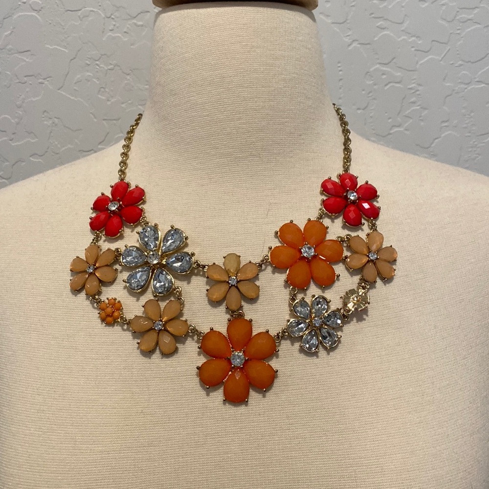3/$25 🌟 Amrita Singh Statement Necklace